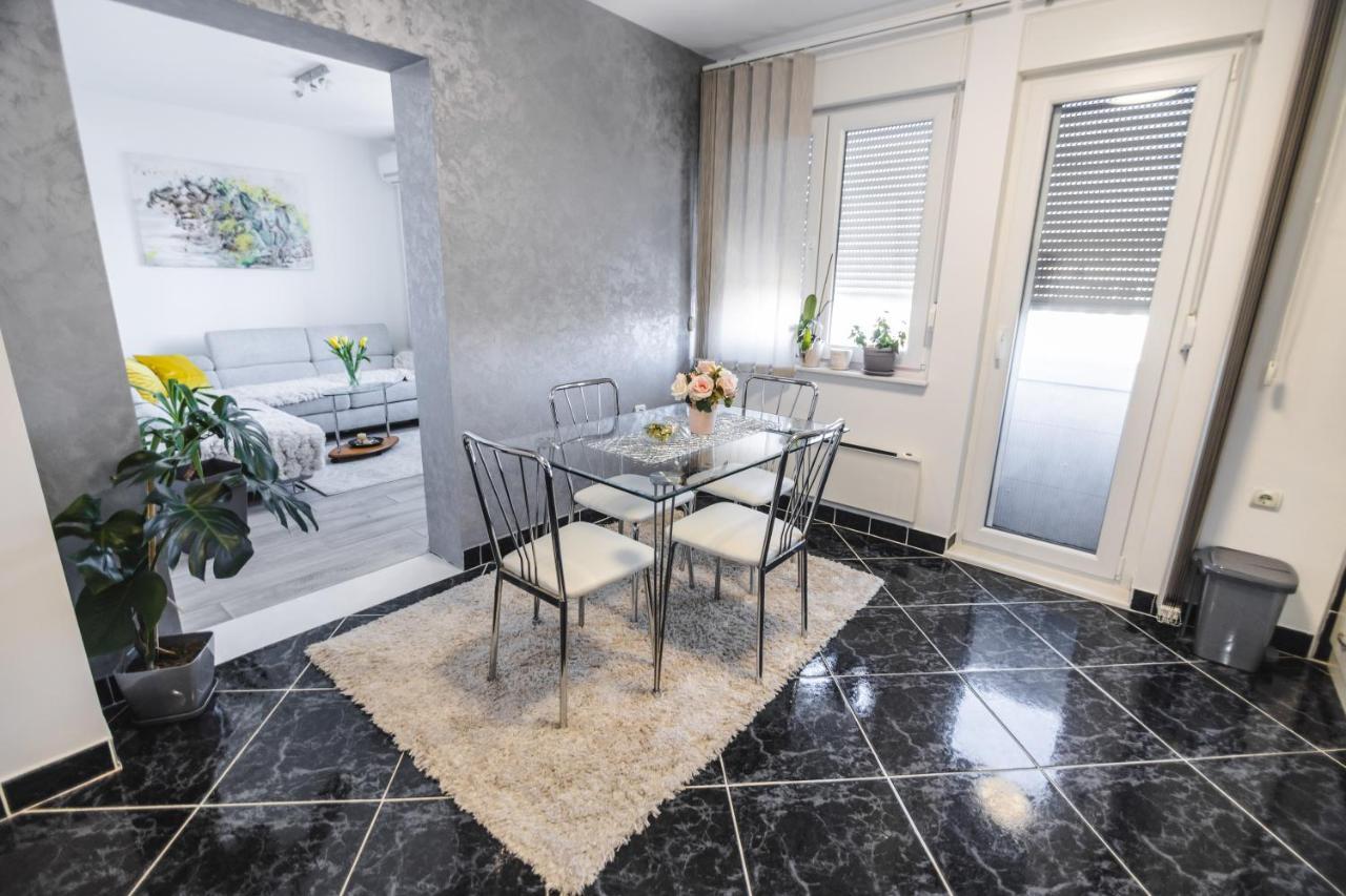 Iskra Apartment